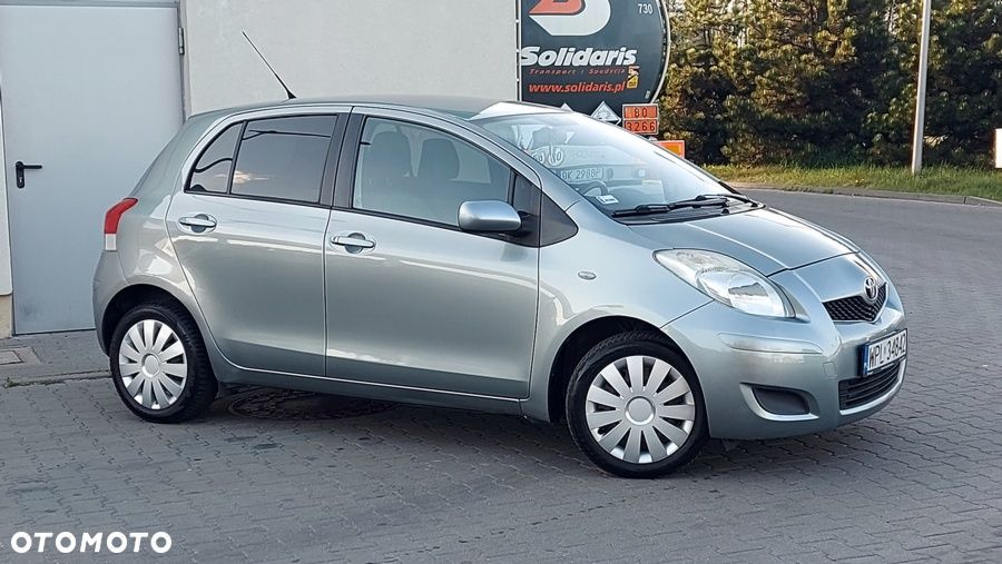 Toyota Yaris 1.33 VVT-i Cool - 12