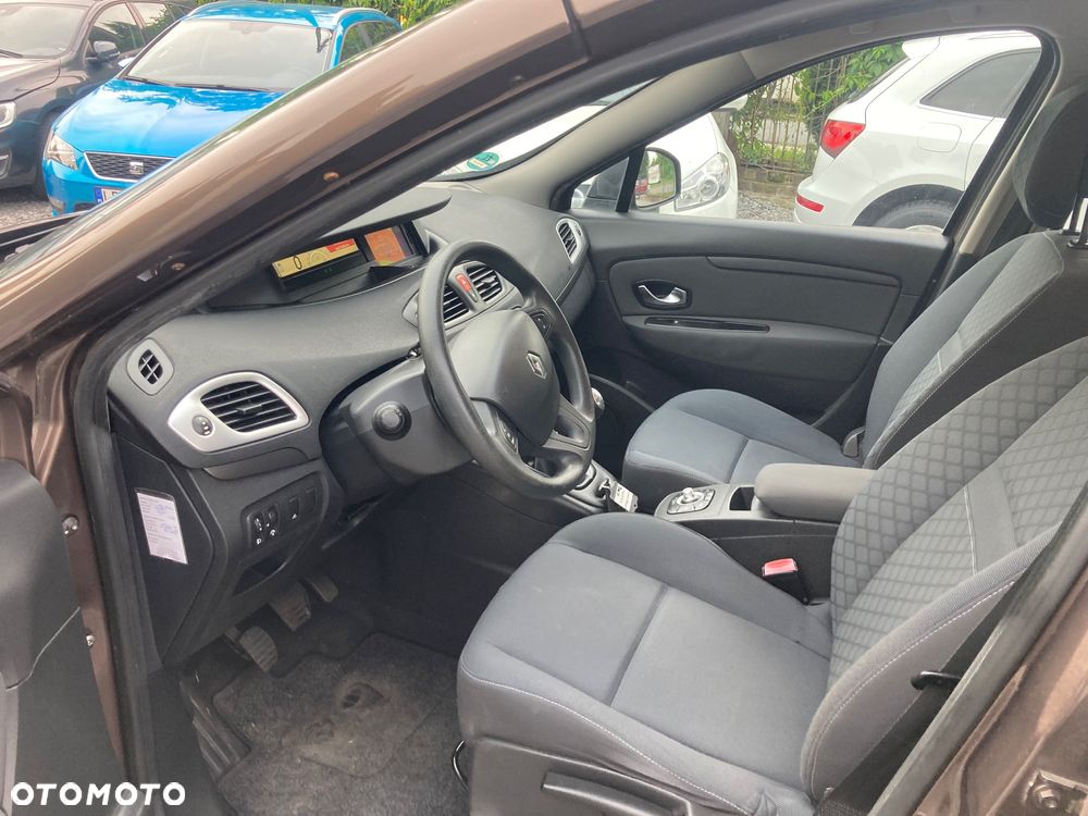 Renault Scenic 1.6 16V 110 Authentique - 8