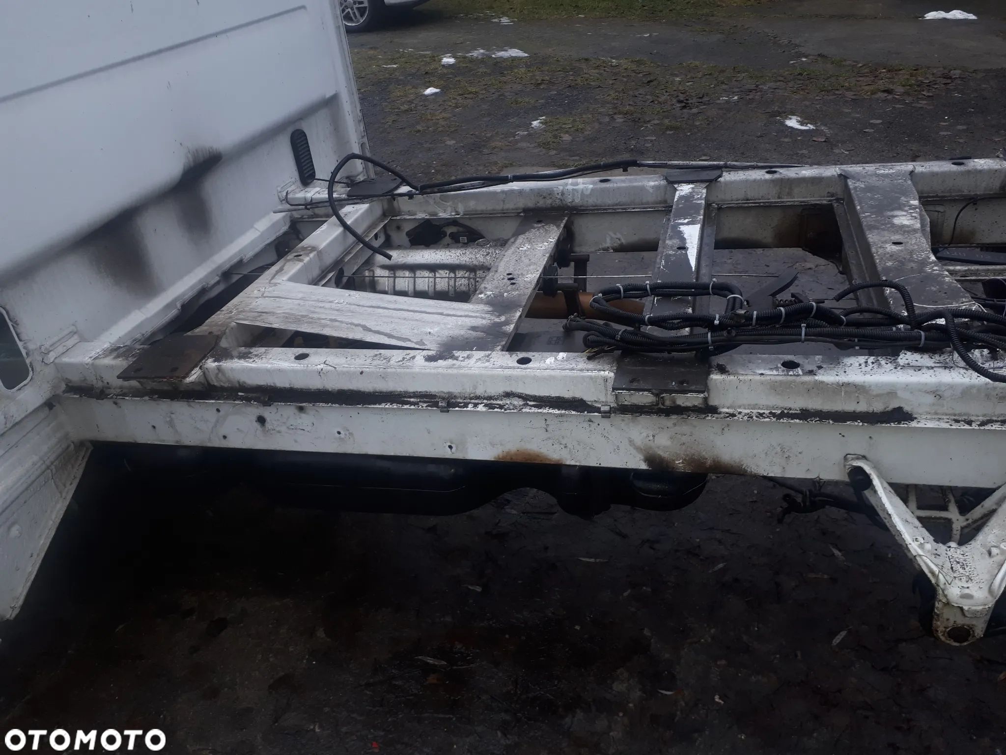 MERCEDES SPRINTER 907 Kontener Zbiornik Paliwa - 1