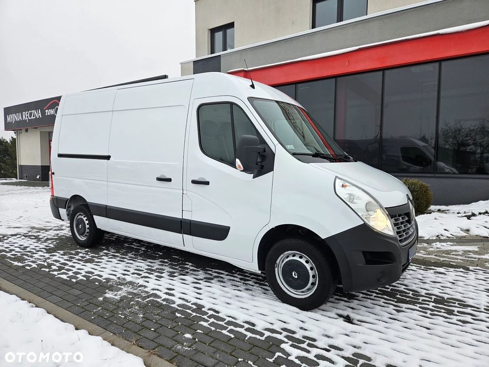 Renault Master L2H2 2.3dCi 130KM