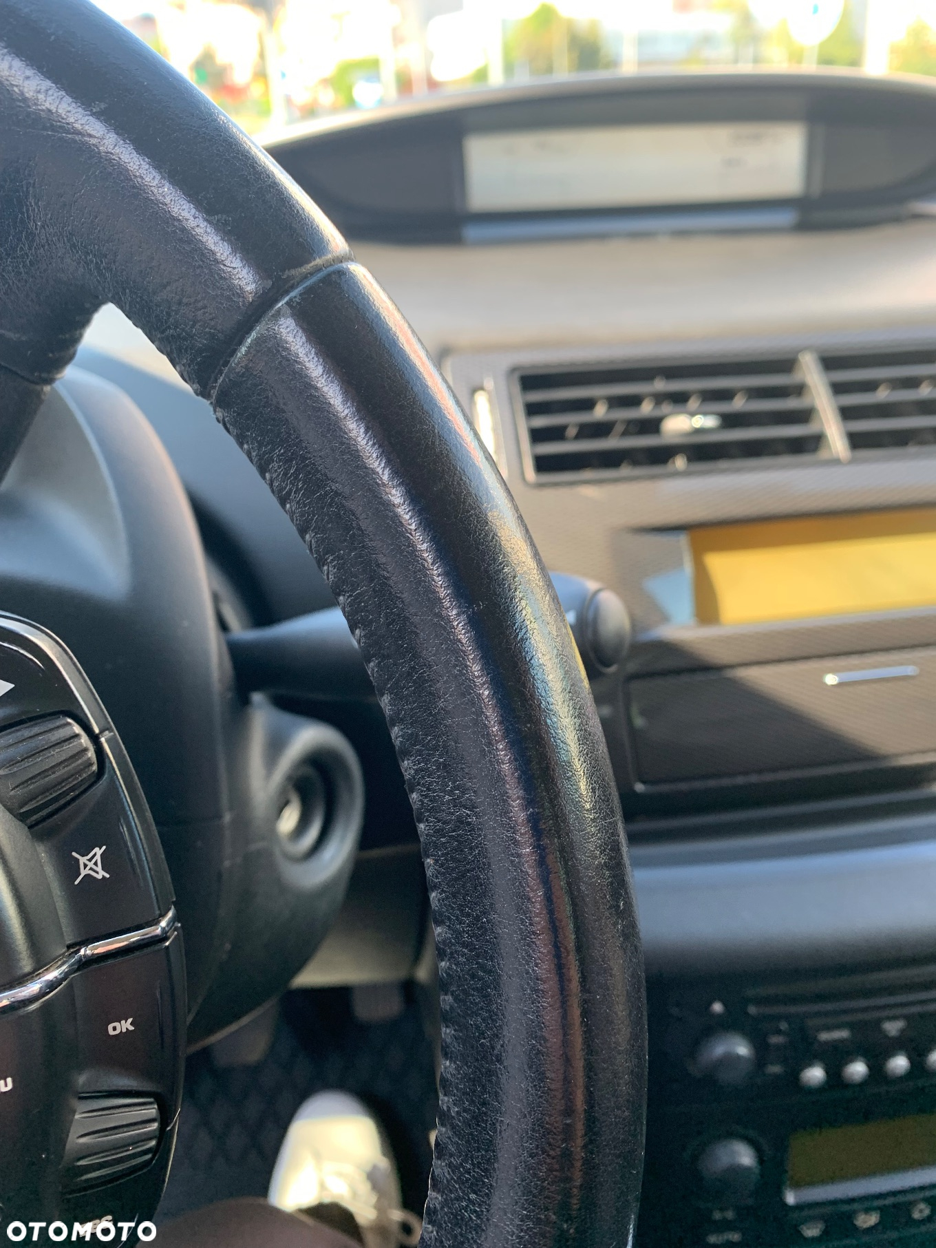 Citroën C4 1.6 HDi FAP Confort - 6