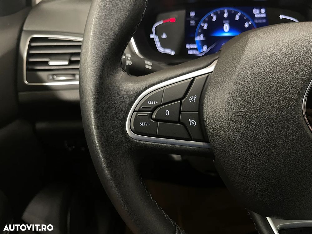Renault Megane TCe 140 EDC GPF Techno - 22