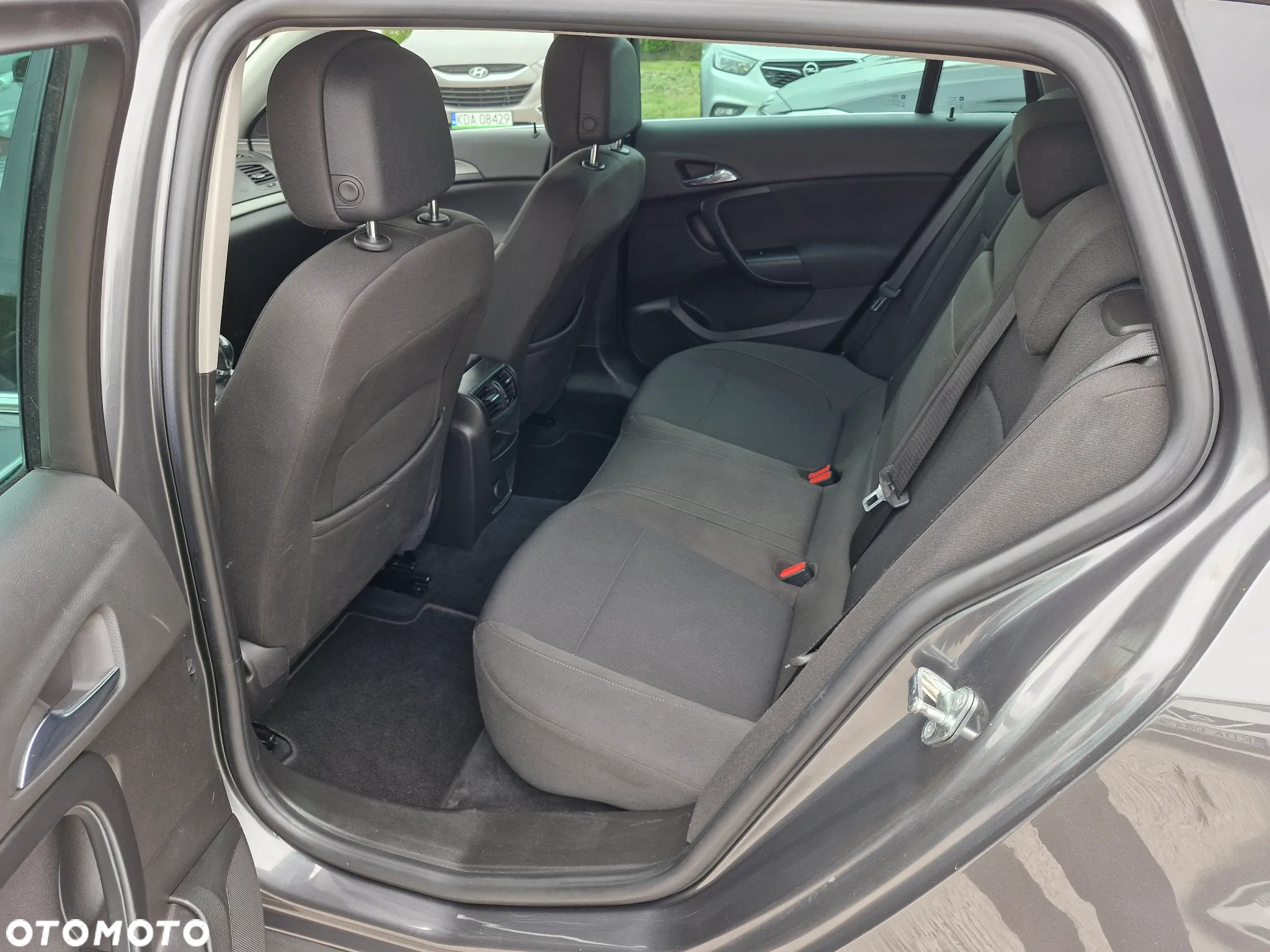 Opel Insignia - 17