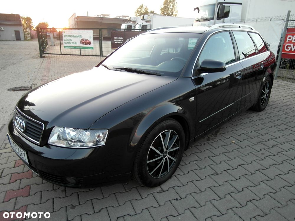 Audi A4 Avant - 16