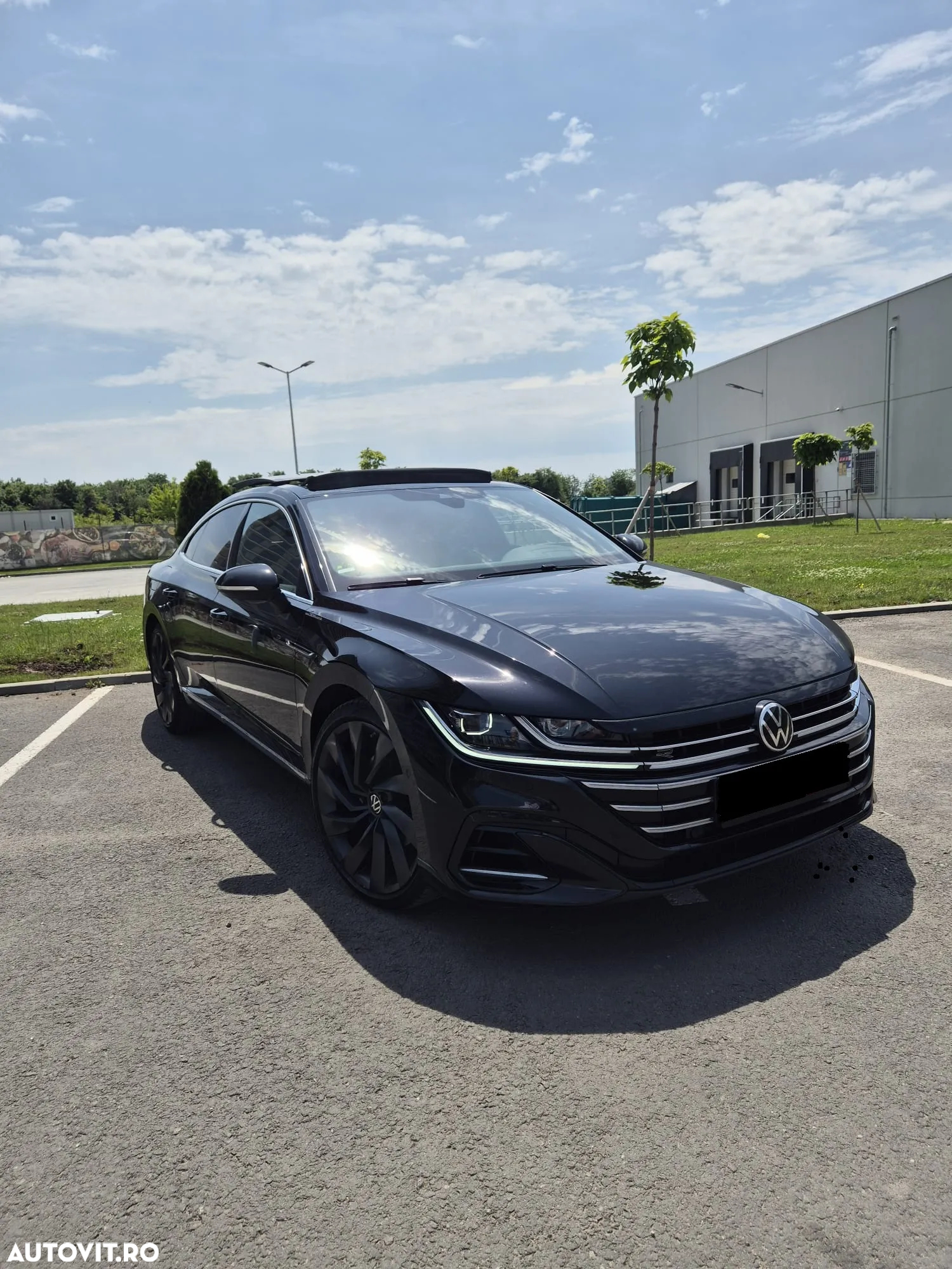 Volkswagen ARTEON 2.0 TDI 4Motion DSG R-Line - 2