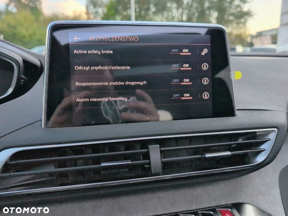 Peugeot 5008 1.5 BlueHDi GT S&S EAT8 - 26
