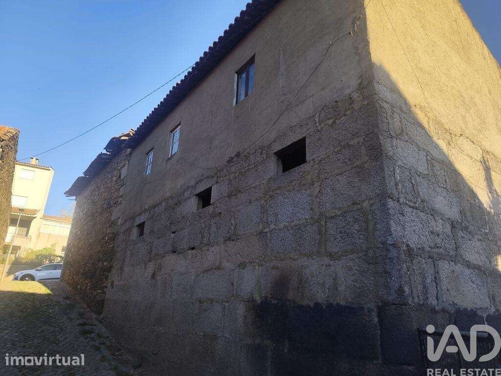 Moradia térrea em Mogadouro, Valverde, Vale de Porco e Vilar de Rei de - Grande imagem: 3/18