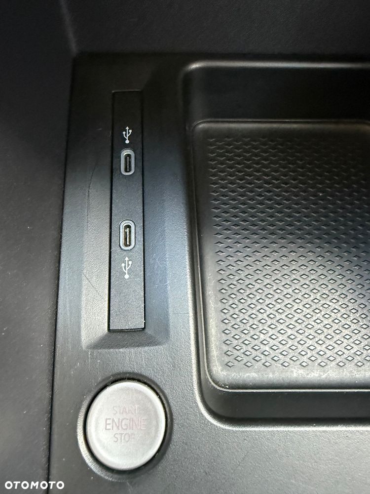 Ford Tourneo Connect Grand 2.0 EcoBlue Titanium - 27