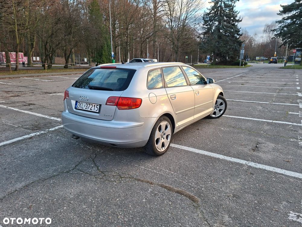 Audi A3 Sportback - 4