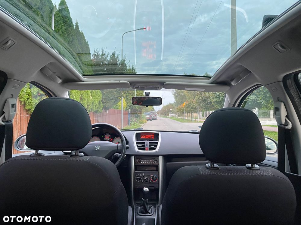 Peugeot 207 120 Premium - 8