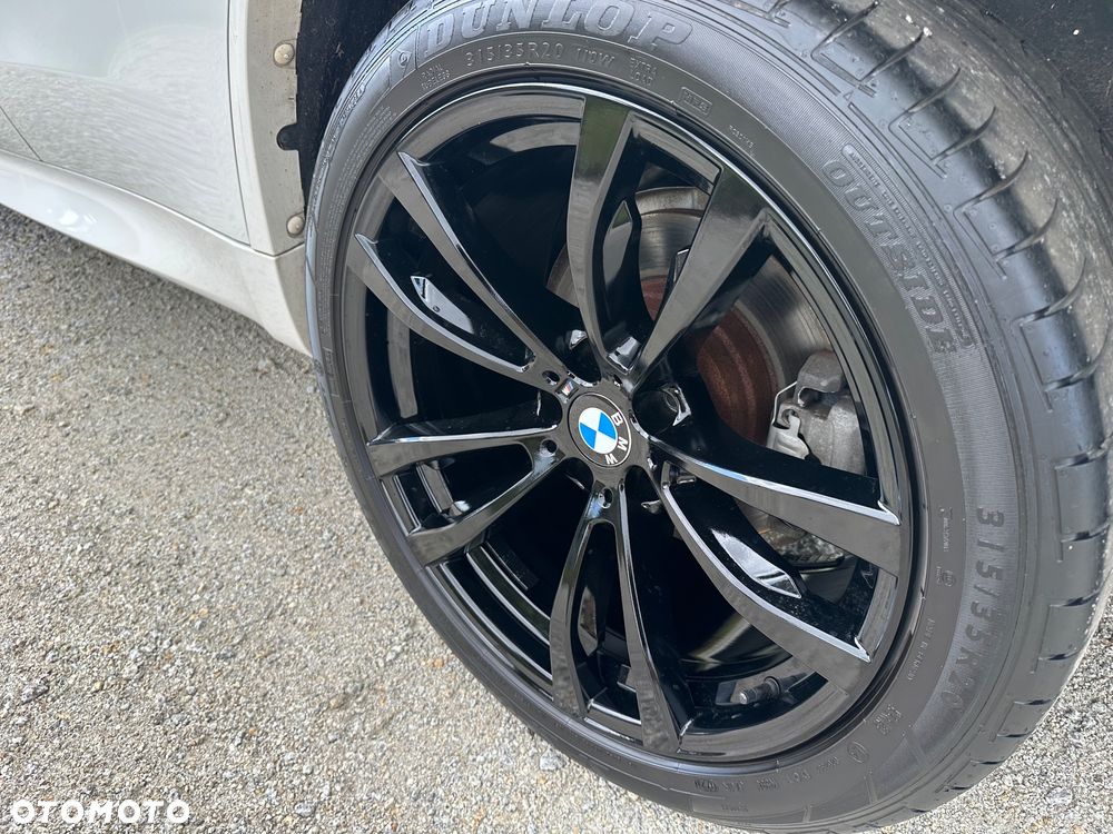 BMW X5 xDrive35i - 27