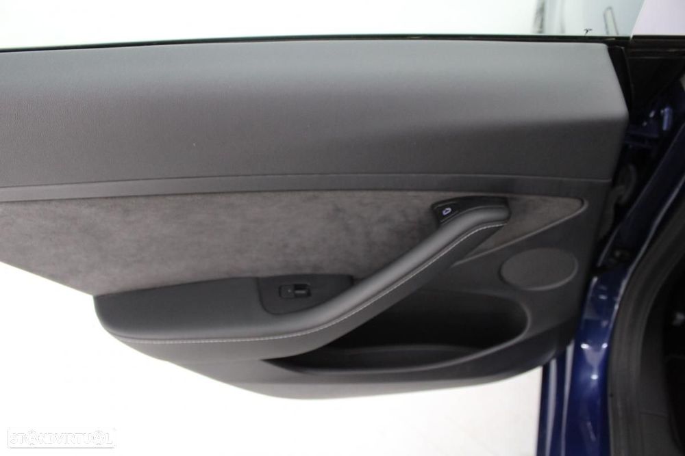 Tesla Model 3 Standard Range Plus RWD - 13