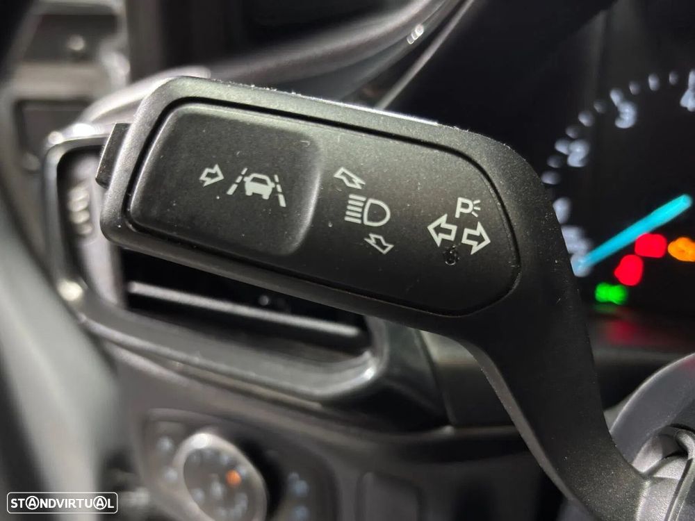 Ford Puma 1.0 EcoBoost MHEV Titanium Design - 19