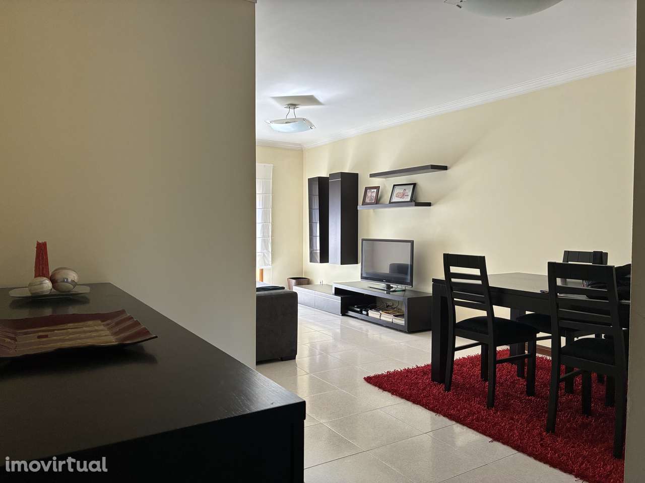 Apartamento T3 com boas áreas - Grande imagem: 2/15