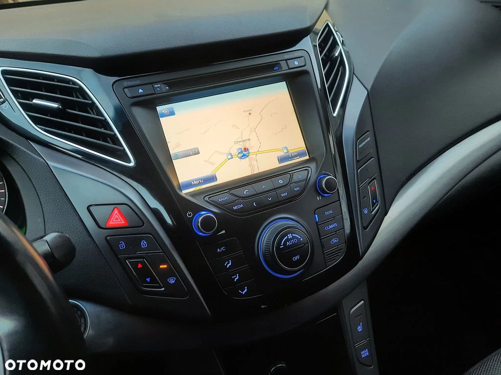 Hyundai i40 i40cw 1.7 CRDi Automatik Fifa World Cup Edition - 25