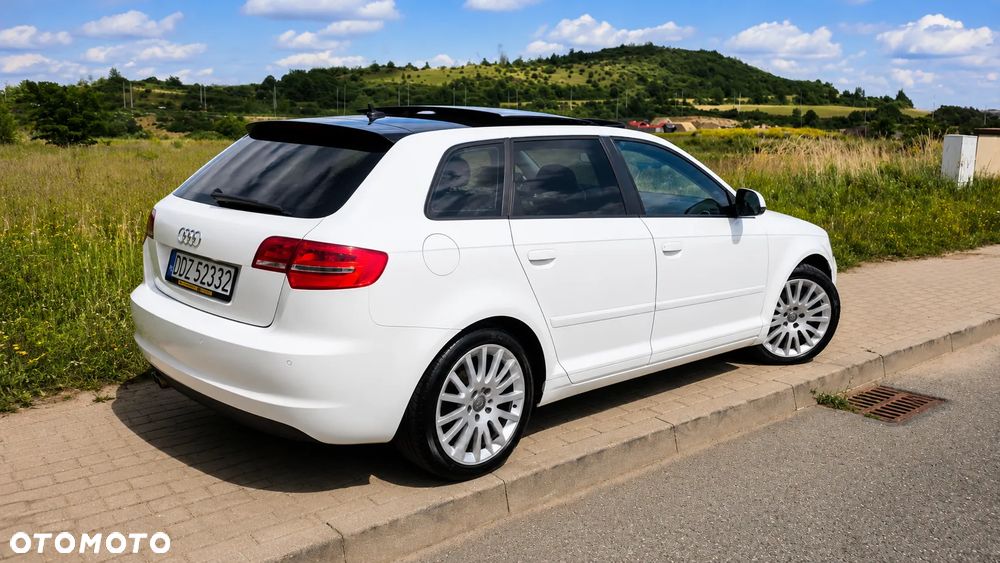 Audi A3 Sportback 1.8 TFSI Ambition - 4