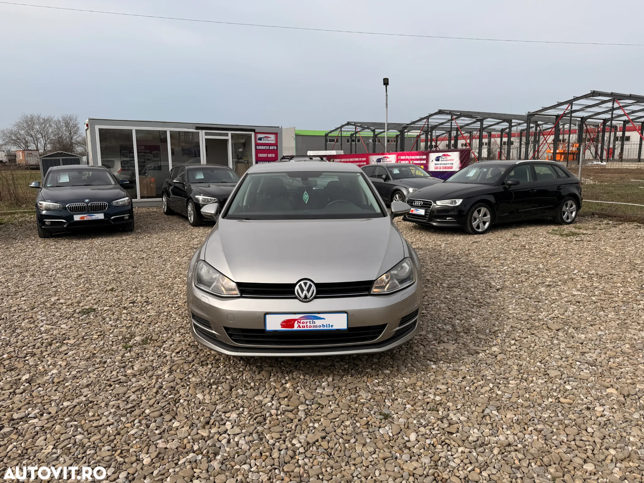 Volkswagen Golf 1.6 TDI BMT Trendline - 32