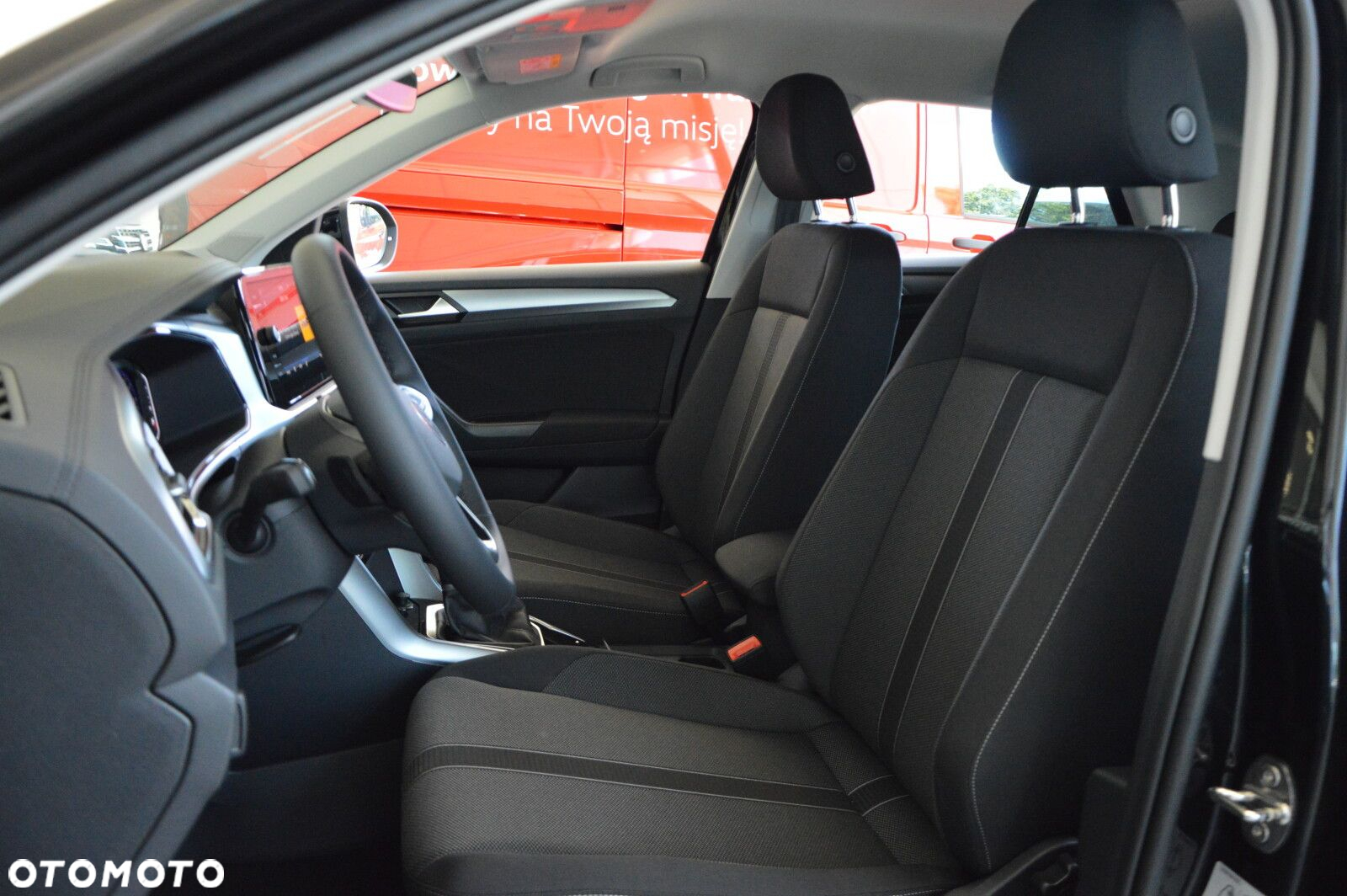 Volkswagen T-Cross - 11