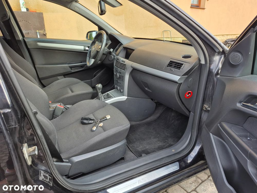 Opel Astra 1.7 CDTI Elegance - 12