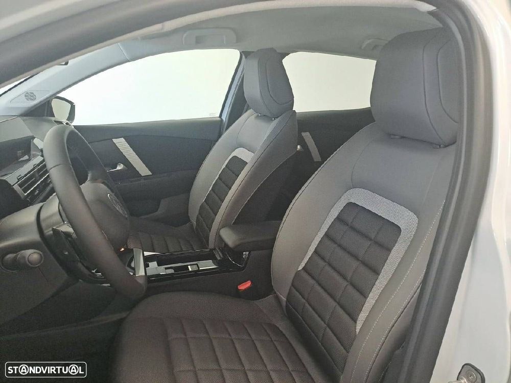 Citroën C4 1.2 Hybrid Plus e-DSC6 - 9