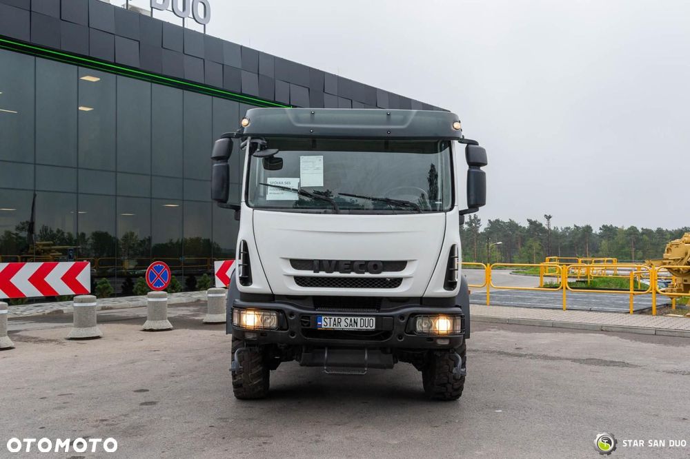 Iveco Eurocargo 4x4 HMF 202 Euro 6 Żuraw Niski Przebieg - 9