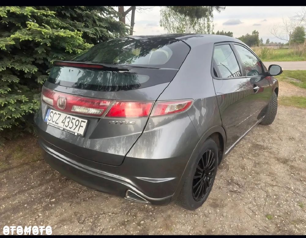 Honda Civic - 4