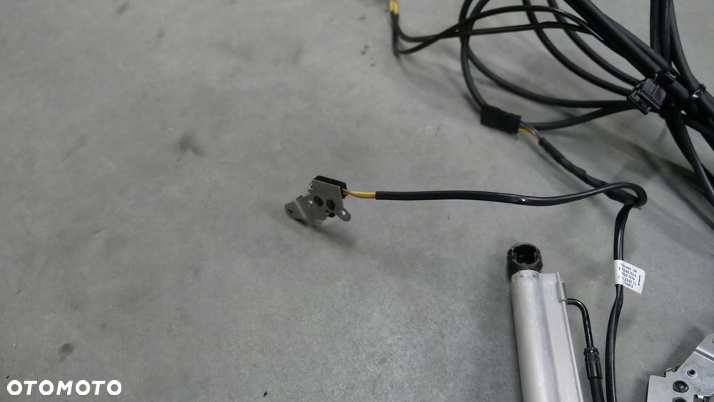 bmw f33 cabrio zestaw siłowniki mechanizm hydraulika dachu przewody wiązka - 12