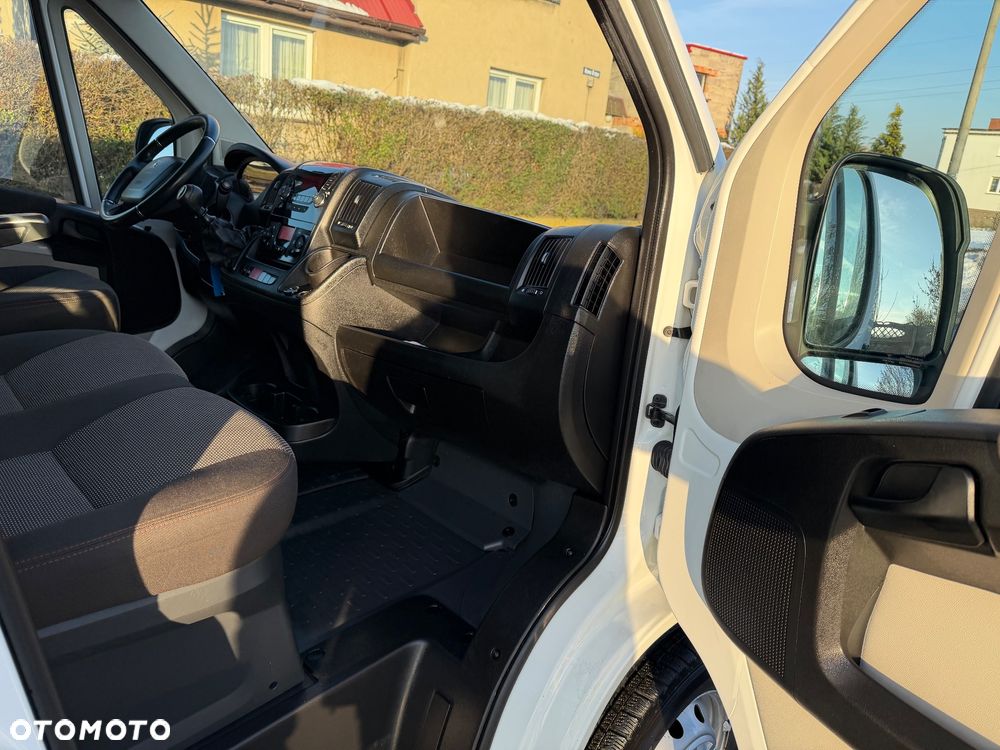Peugeot BOXER - 21