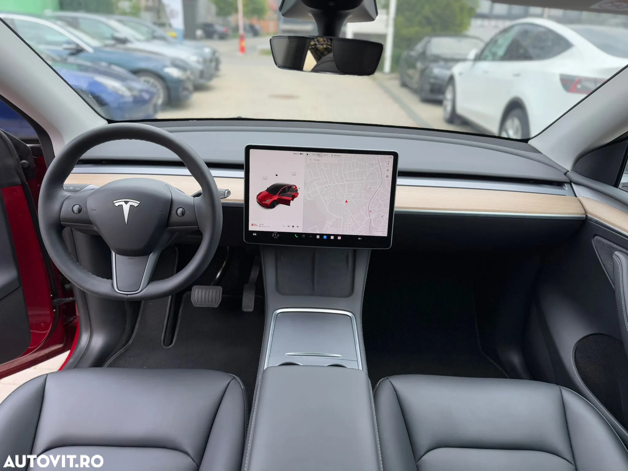 Tesla Model Y Long Range Dual Motor AWD - 6