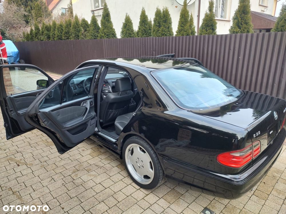 Mercedes-Benz Klasa E - 11