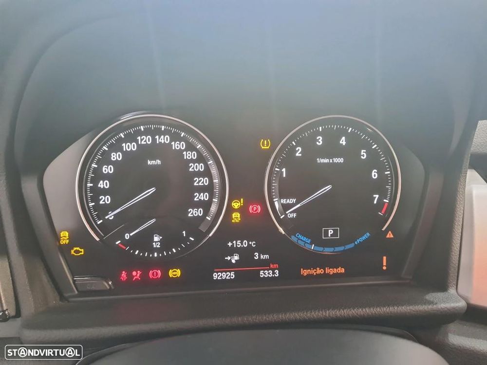 BMW 225xe Active Tourer - 6