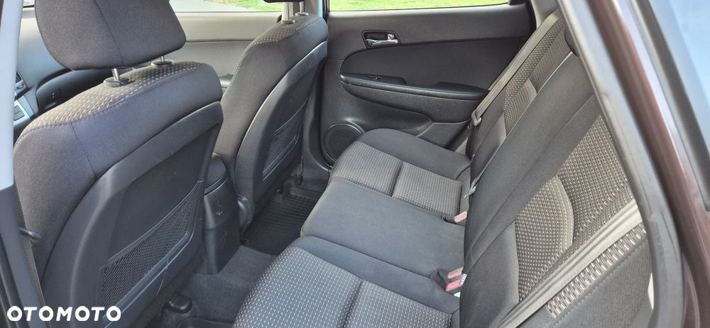 Hyundai i30 1.4 Classic - 17