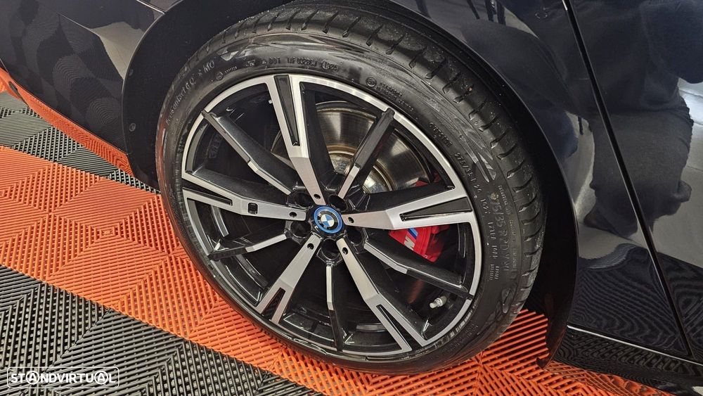 BMW i5 eDrive40 Pack Desportivo M Pro - 10