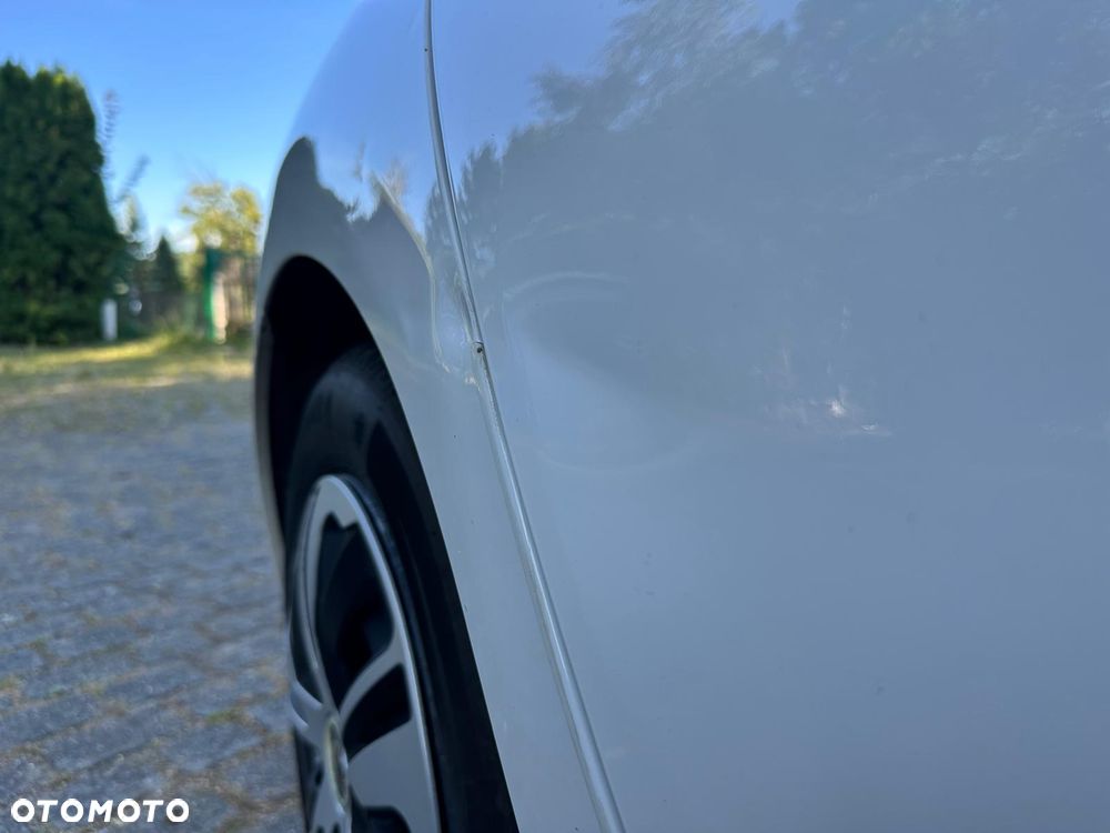 Toyota Yaris - 24