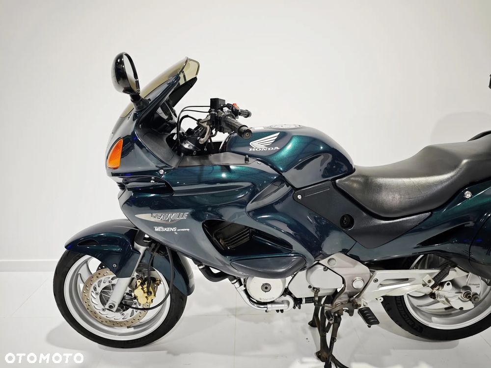 Honda Deauville - 13