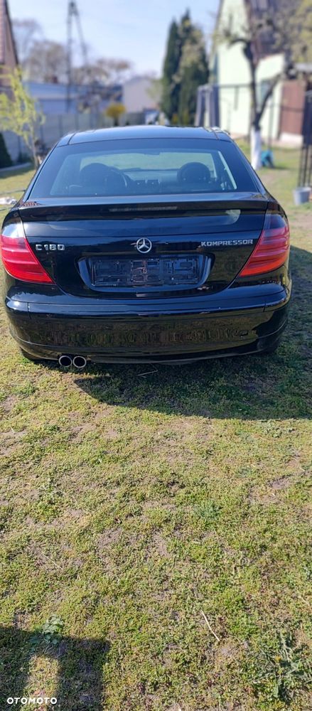 Mercedes-Benz Klasa C 180 Kompressor Sportcoupe - 4