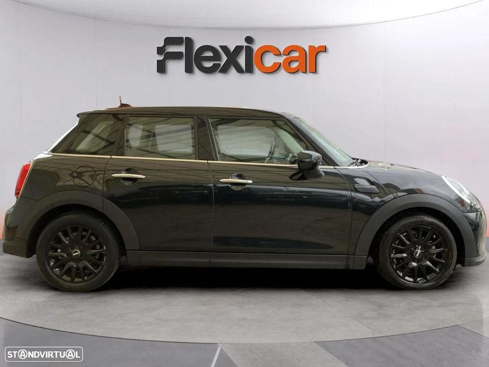 MINI 5 Portas Cooper Auto - 2