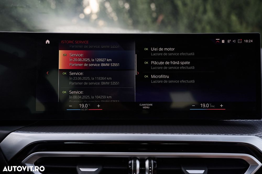 BMW Seria 3 320d Aut. M Sport - 31