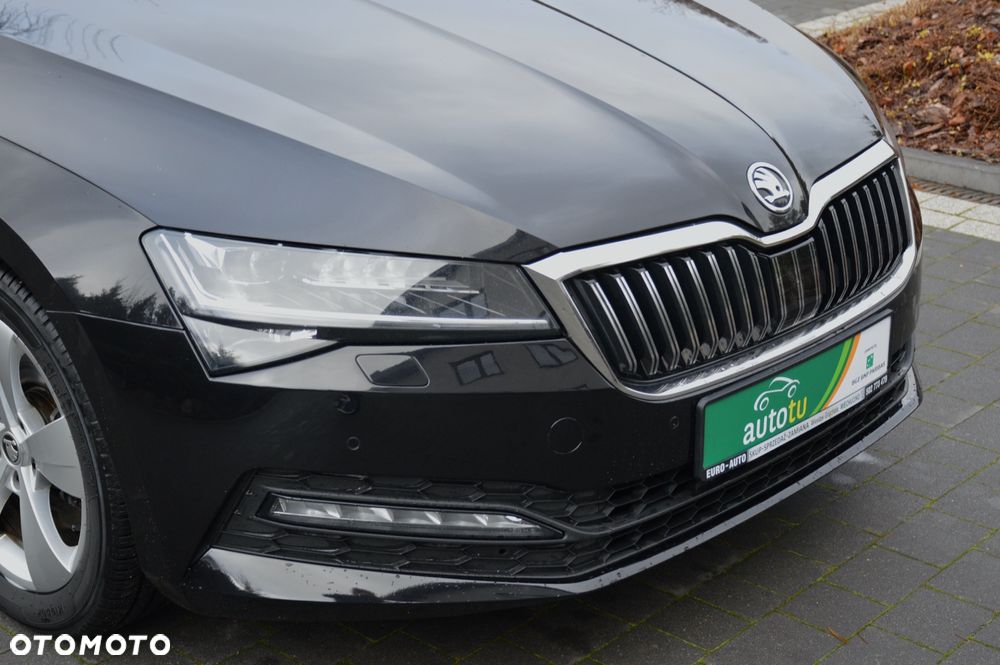 Skoda Superb 2.0 TDI SCR Sportline DSG - 13