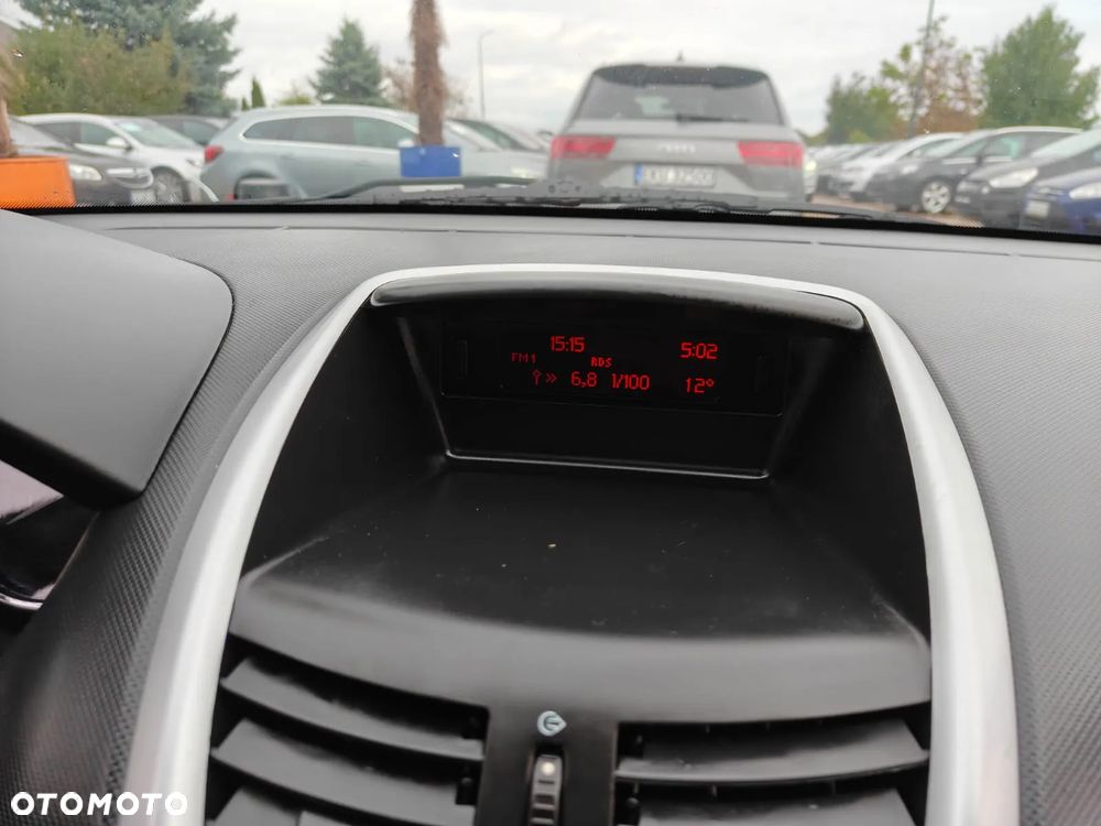 Peugeot 206 plus 206+ 75 Street Racing - 28