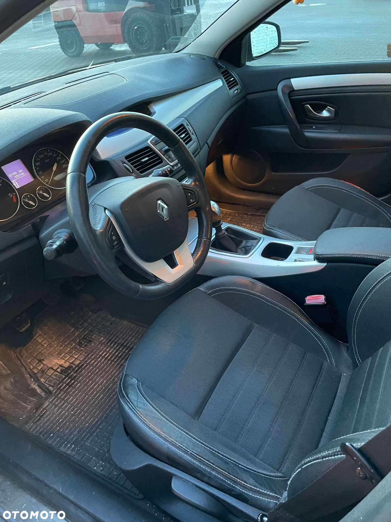 Renault Laguna - 12