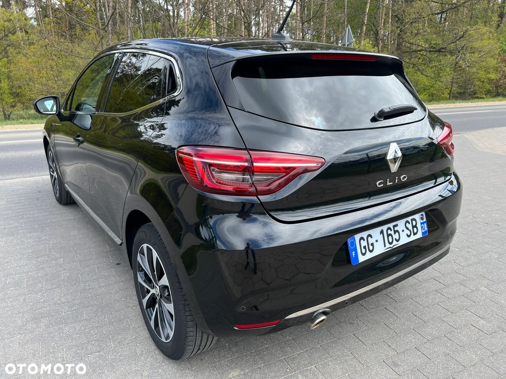 Renault Clio - 8