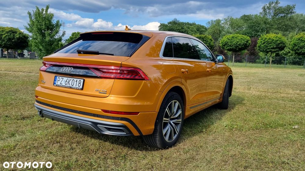 Audi Q8 - 12