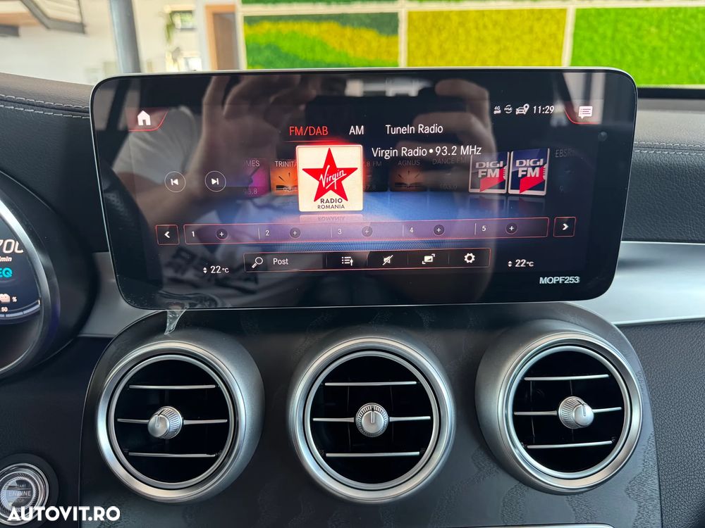 Mercedes-Benz GLC Coupe 300 e 4Matic 9G-TRONIC AMG Line Plus - 30