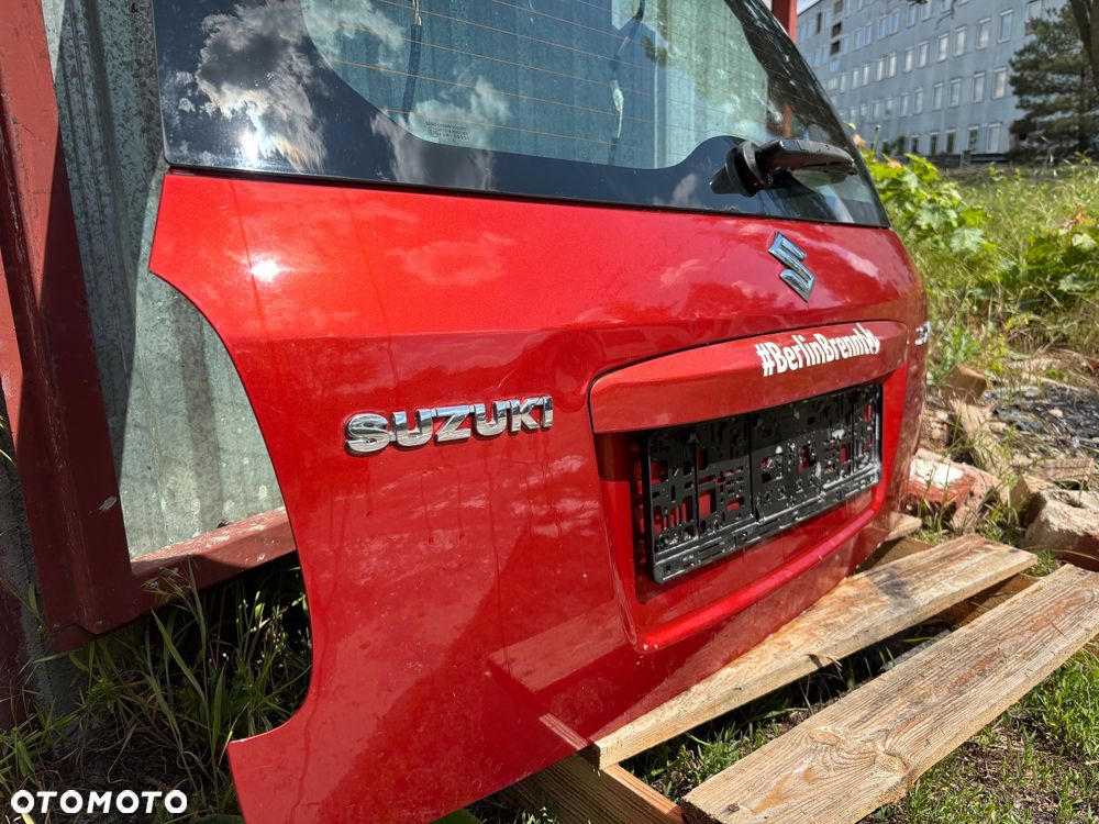 Klapa bagażnika Suzuki Sx4 - 2