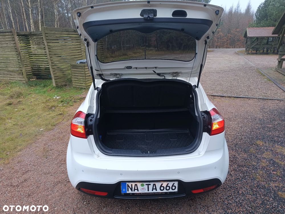 Kia Rio 1.4 Spirit - 9