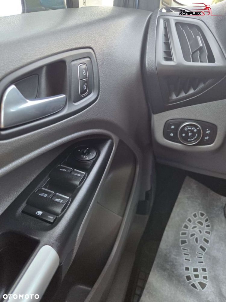 Ford Tourneo Connect Grand - 29