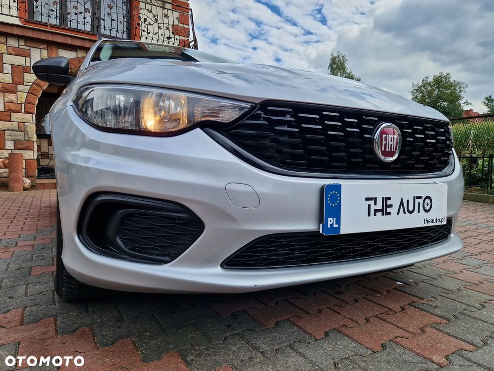 Fiat Tipo 1.4 T-Jet 16v Easy - 12