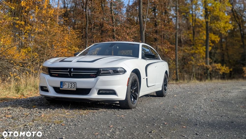 Dodge Charger 5.7 R/T - 1