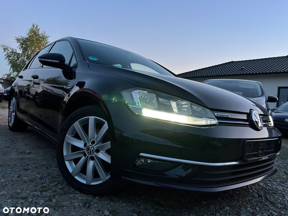 Volkswagen Golf - 2